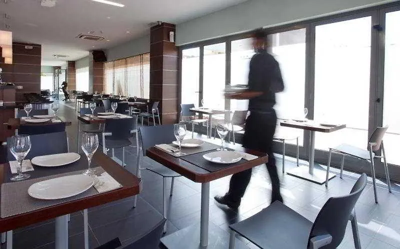 Sercotel Aura Algeciras 3*,